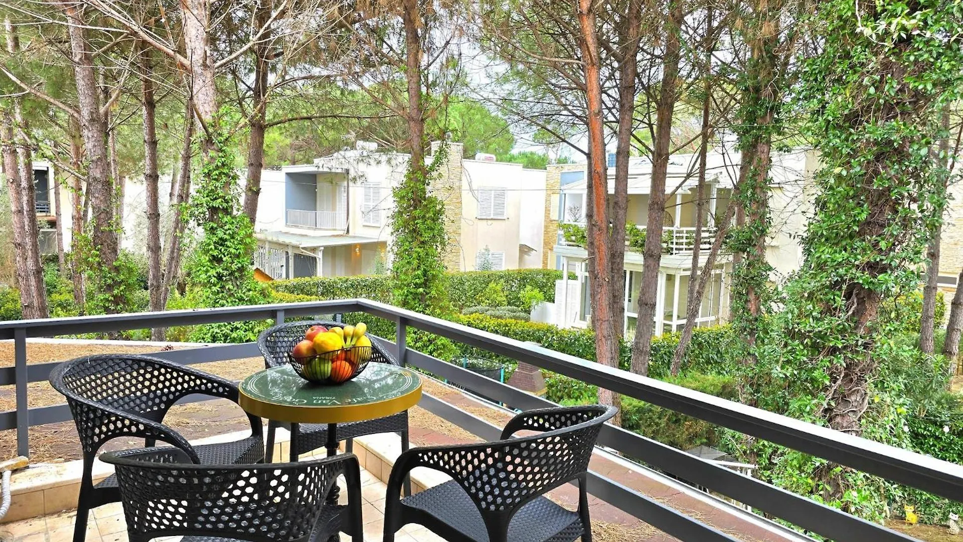Apartamento Seaside Retreat In Gjiri Lalzit Plazhi San Pietro